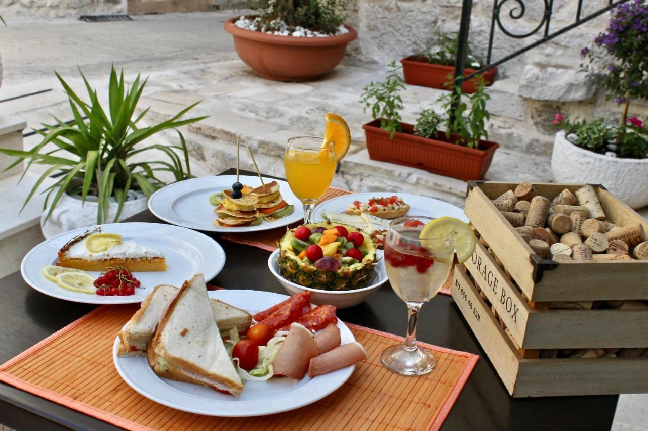 Le Monde Luxury Accommodation Split Exteriér fotografie